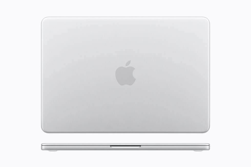 MacBook Neo en color plata